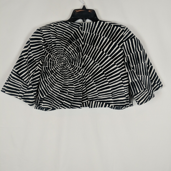 Trina Turk Black White Print Cotton Stretch Bolero - Picture 5 of 5